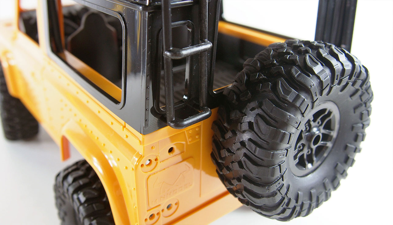 D90 Rock Crawler Defender 1:12, 4WD, 2,4 GHz, LED, 100% RTR, proporcionální jízda, žlutá
