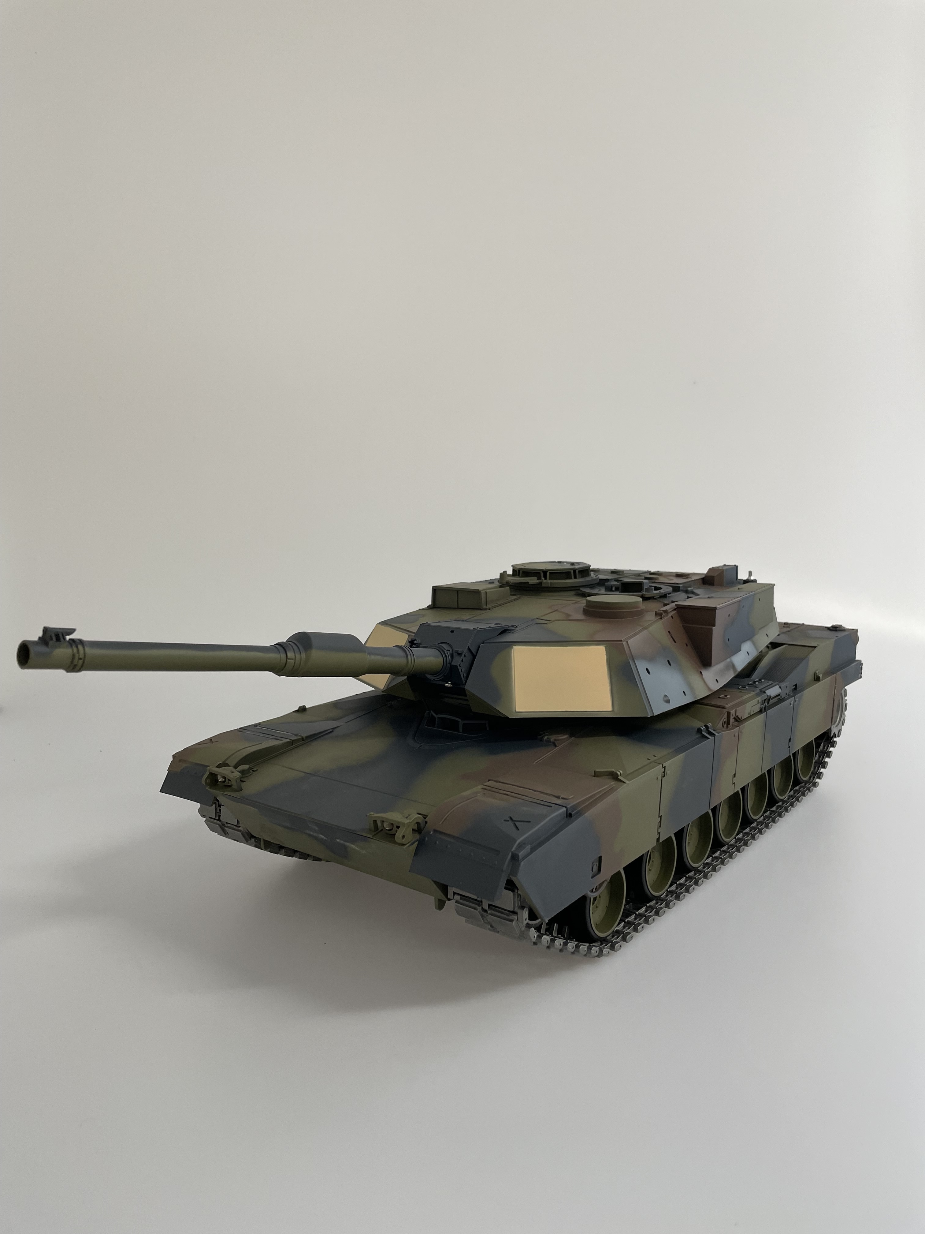 Torro Tank US M1A2 Abrams, BB+IR, 1:16, 2,4Ghz, Camo