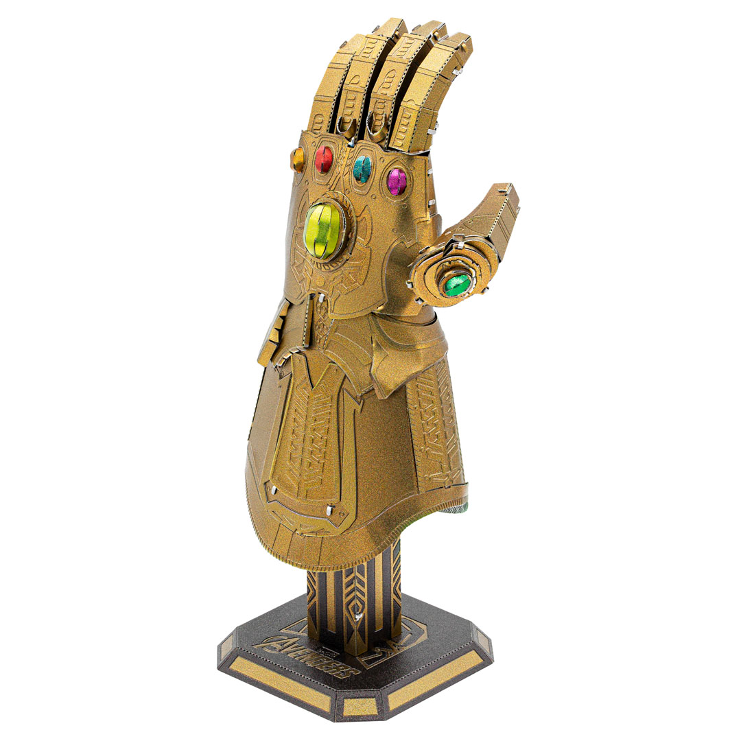 Luxusní ocelová stavebnice Marvel Avengers Infinity Gauntlet